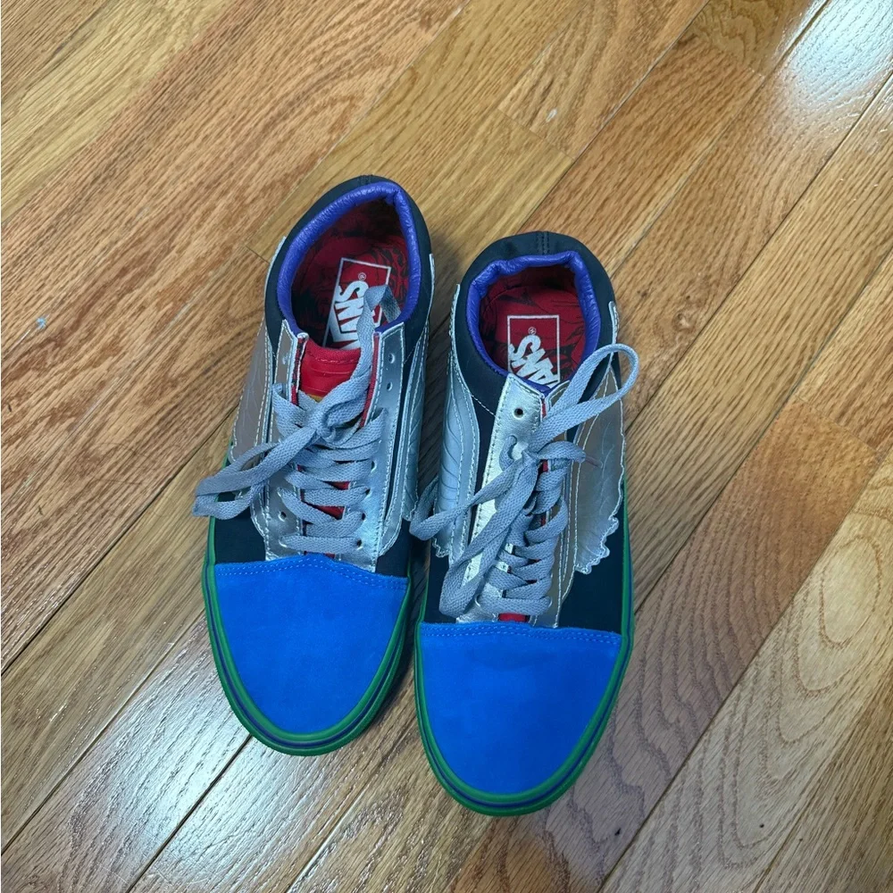 Vans Multicolor Winged Sneakers ( men’s 7 and women’s 8.5) NO BOX - Picture 2 of 2